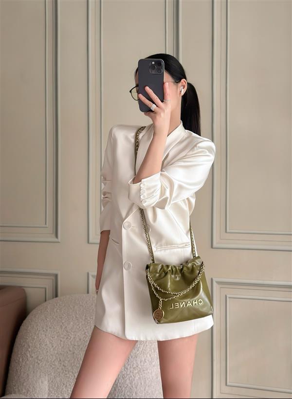 2026127215211818 600